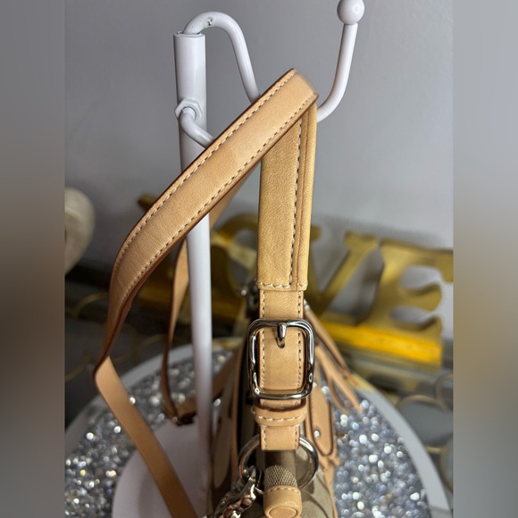 Coach 2011 Willis 70th Anniversary Limited Edition bag - Picture 8 of 15